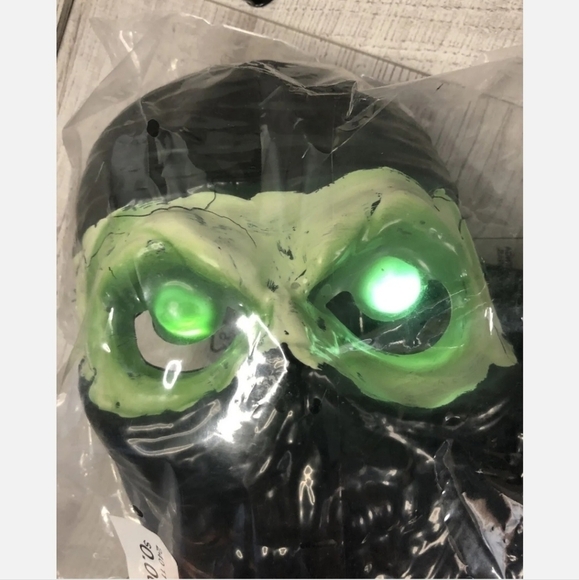 NWT Hyde & Eek! Boutique Kid's Light Up Phantom Ninja Halloween Costume Cosplay - Picture 4 of 16